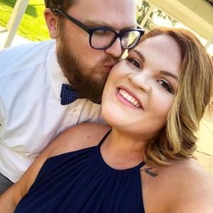 Meet your Posher, Olivia n jeff